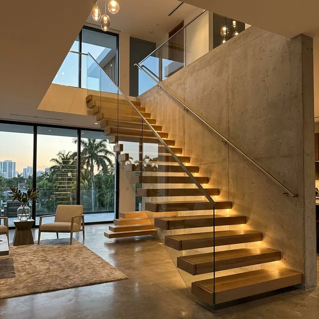 Reinforced stair wall prepared for cantilever support loads